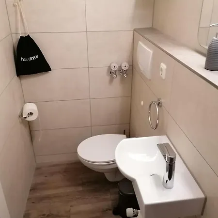 47 Im Haus Anna *