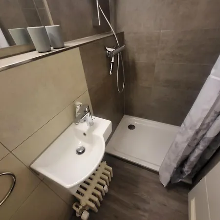 47 Im Haus Anna * Böhl